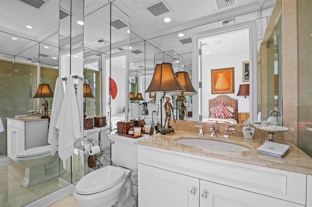 Tower & Regency Row Residence Condo - Residential