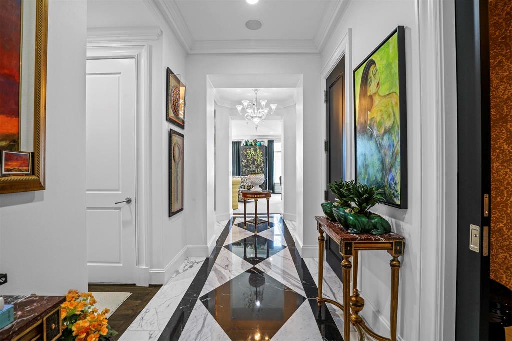 Tower & Regency Row Residence Condo - Residential