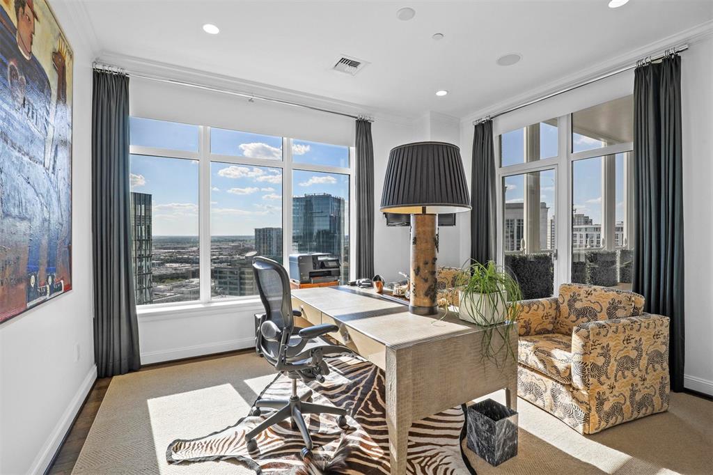 Tower & Regency Row Residence Condo - Residential