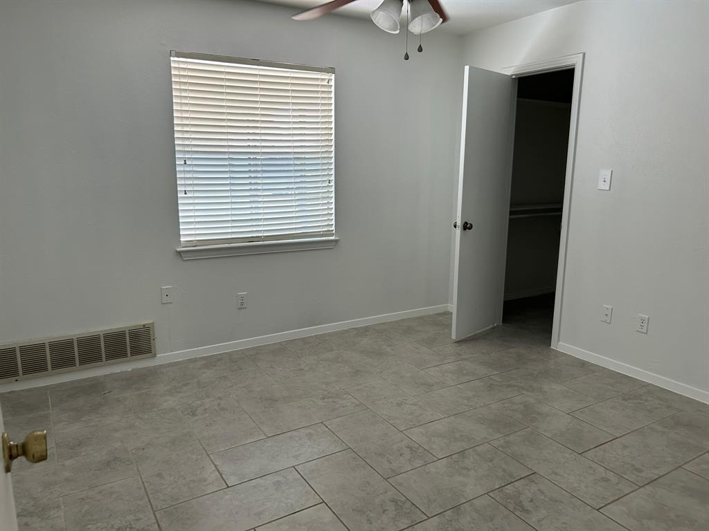 Bell Manor West - Residential Lease