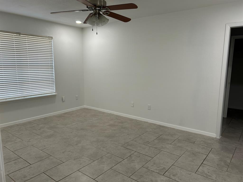 Bell Manor West - Residential Lease