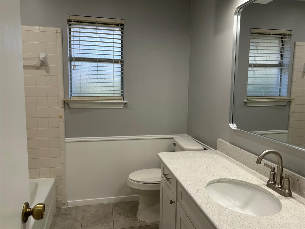 Bell Manor West - Residential Lease