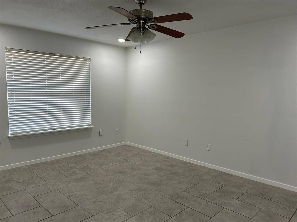 Bell Manor West - Residential Lease