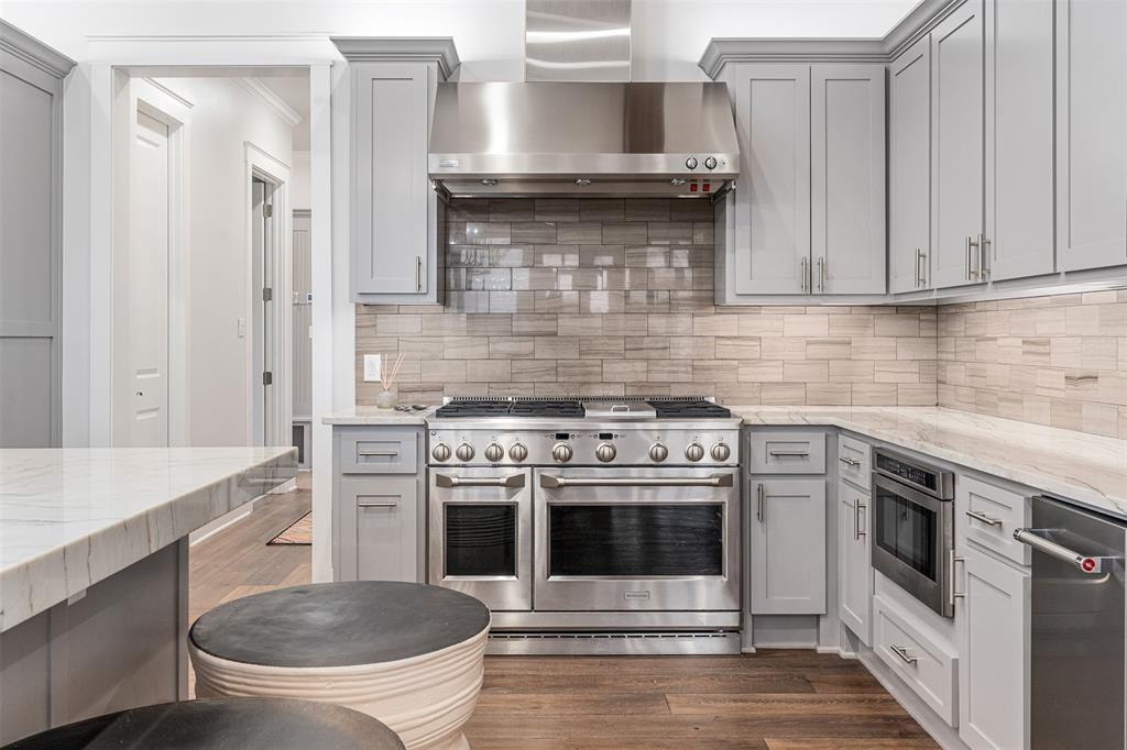 Long Cove - Residential