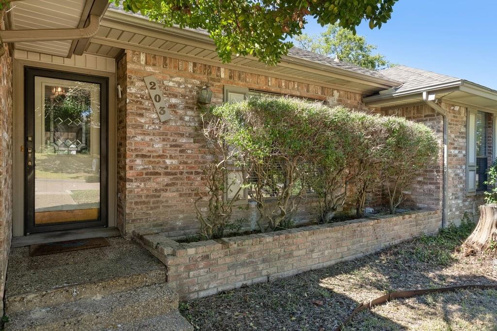 203 Becky Lane