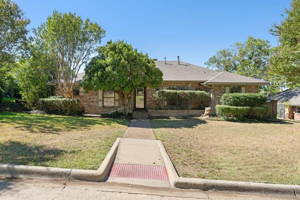 203 Becky Lane