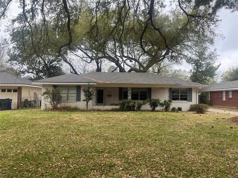 137 Lynn Avenue Shreveport LA 71105