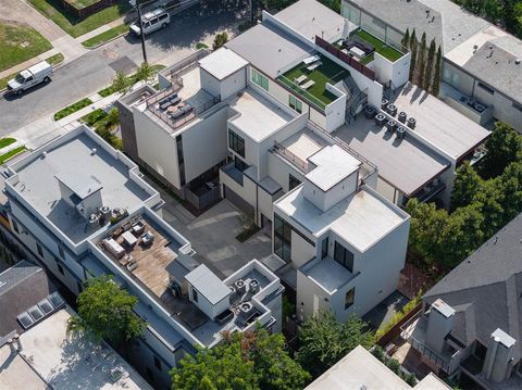 Tiny photo for 3513 Edgewater Street, Dallas, TX 75205 (MLS # 20984002)