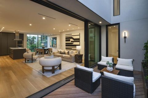 Tiny photo for 3513 Edgewater Street, Dallas, TX 75205 (MLS # 20984002)