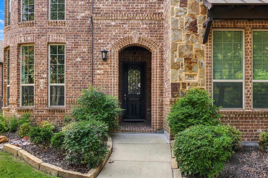 2901 Merryglen Lane