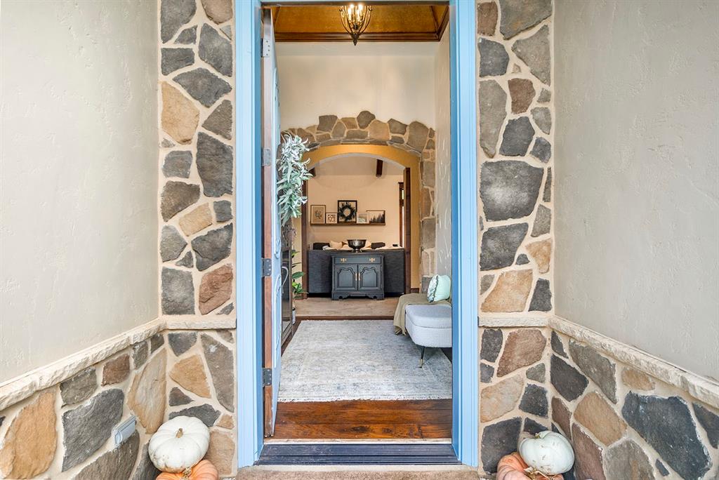 2356 AN County Road 403