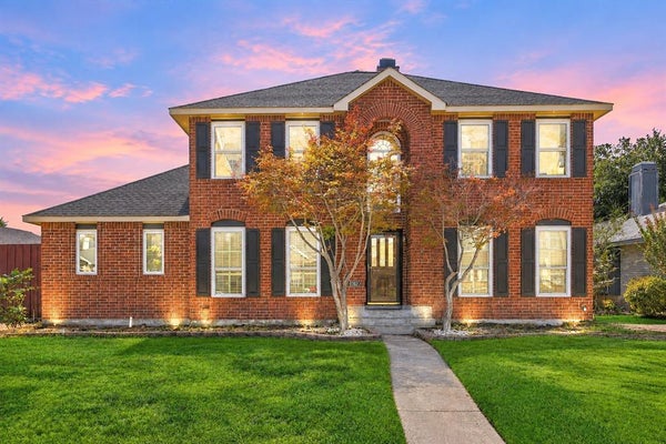 8302 BRENTWOOD ST, ROWLETT, TX 75088 - Image ab8bbda962e5b1a44d32040f5ebd26c7/3826565410