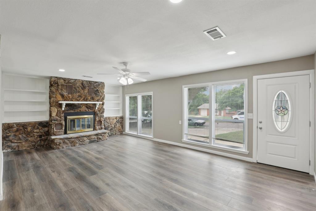 6405 Waynewood Court