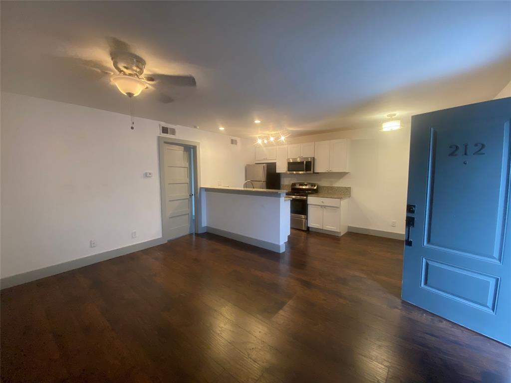 4633 Fairmount Street 212