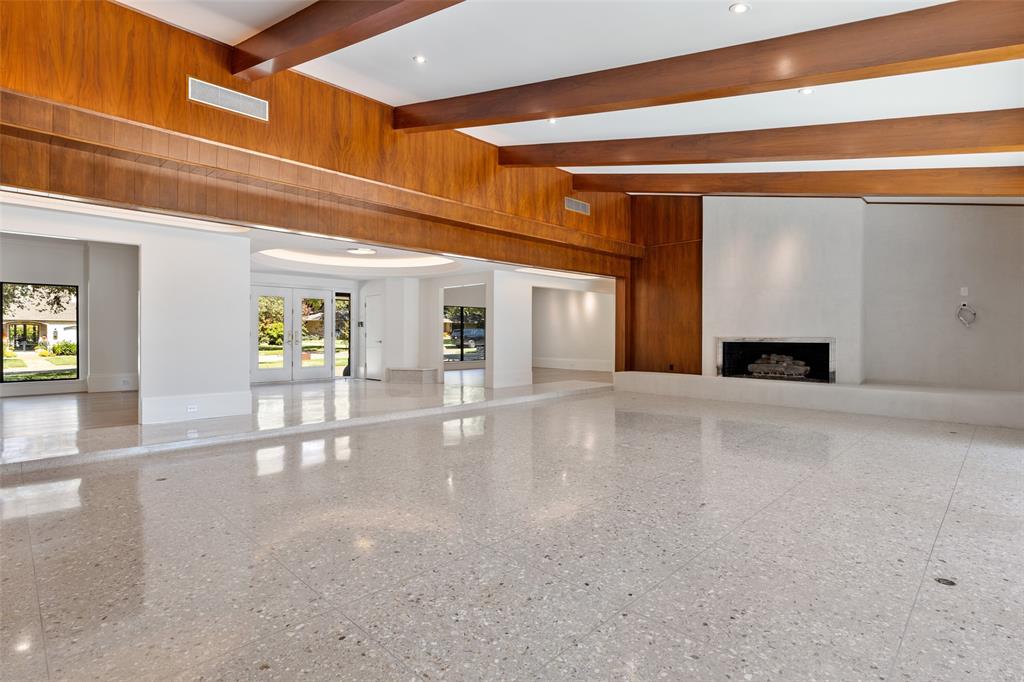 Russwood Acres - Residential