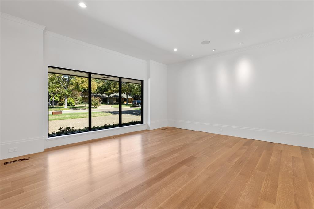 Russwood Acres - Residential