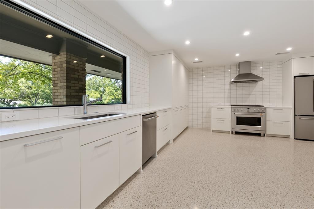 Russwood Acres - Residential