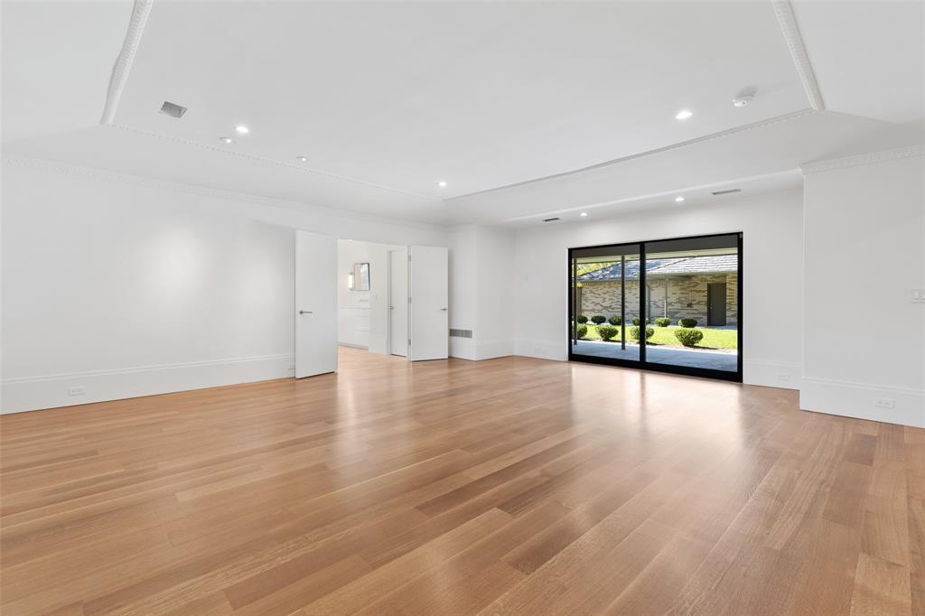 Russwood Acres - Residential