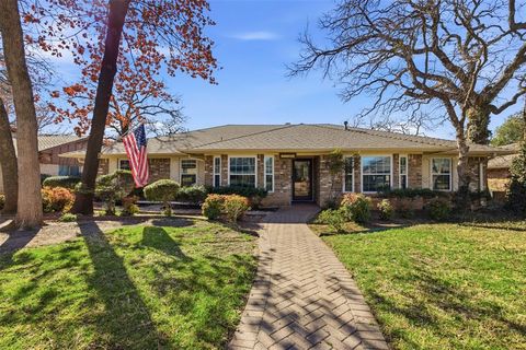 1908 Cleburn Drive Arlington TX 76012