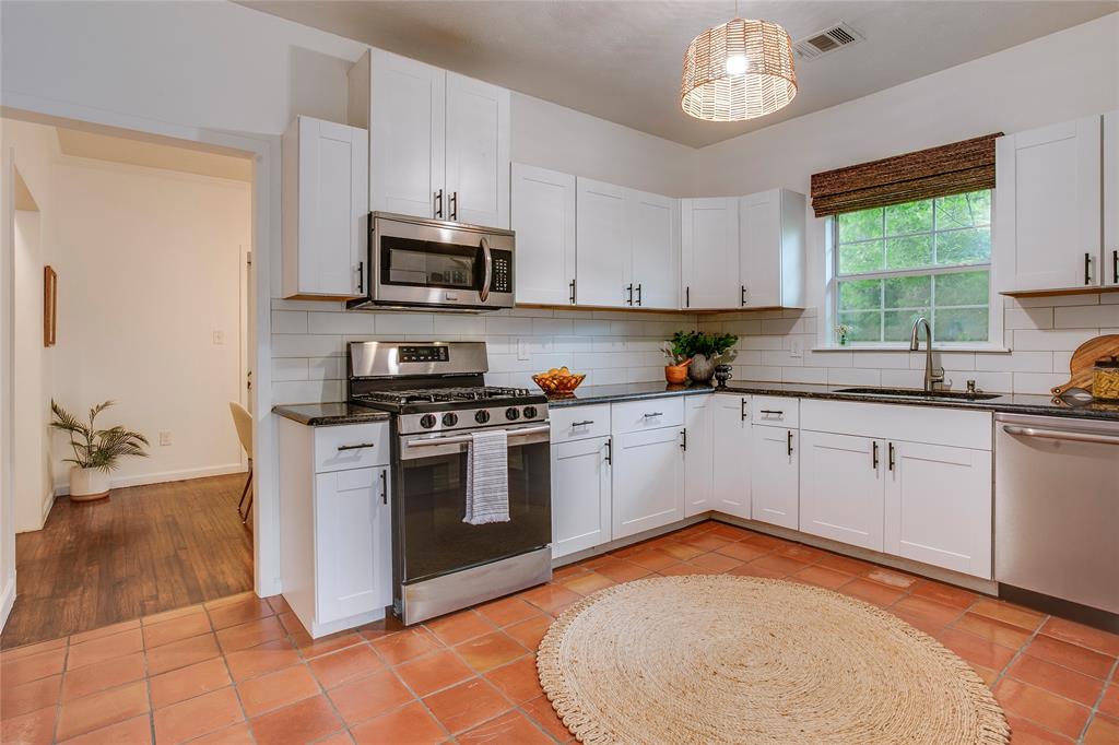 Smith L R - Residential