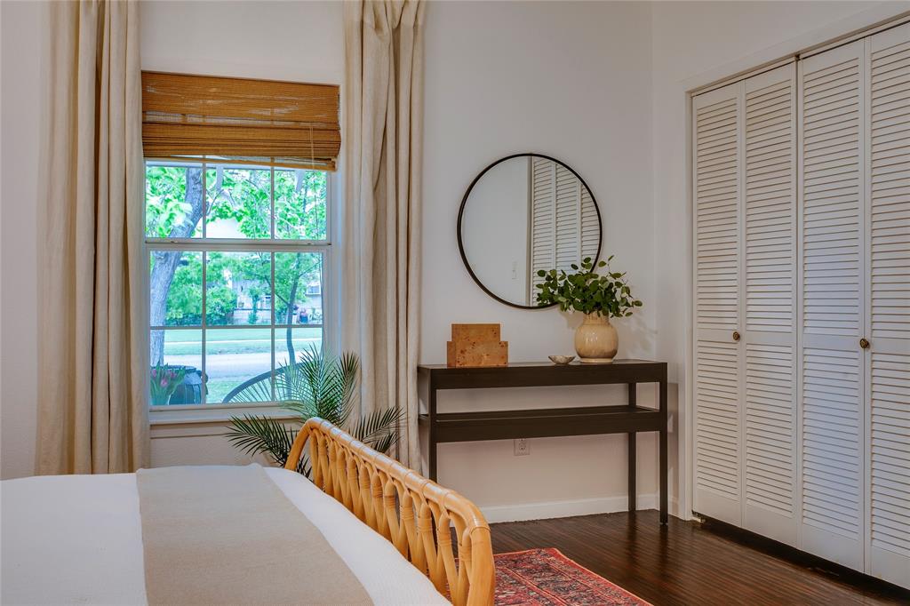 Smith L R - Residential