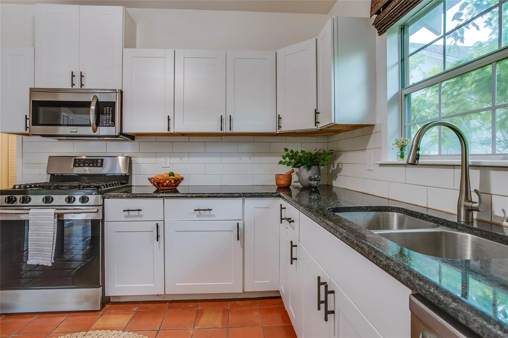 Smith L R - Residential