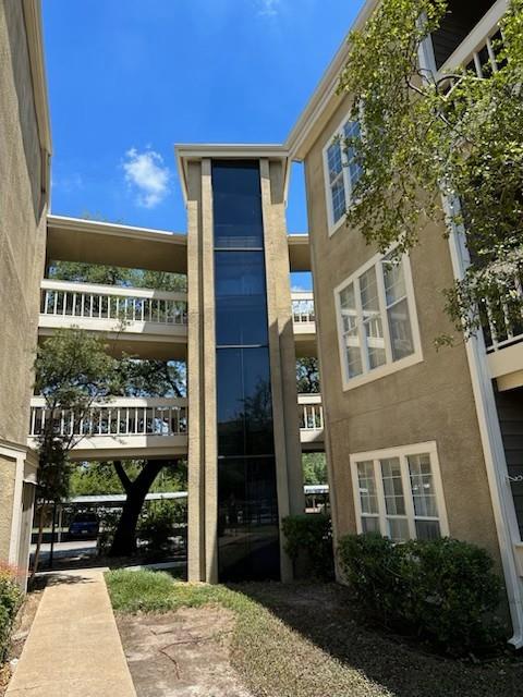 Keller Spgs Condos - Residential