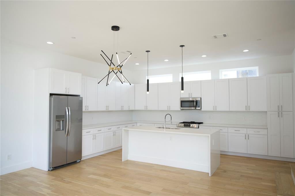 4223 Delano Place 103