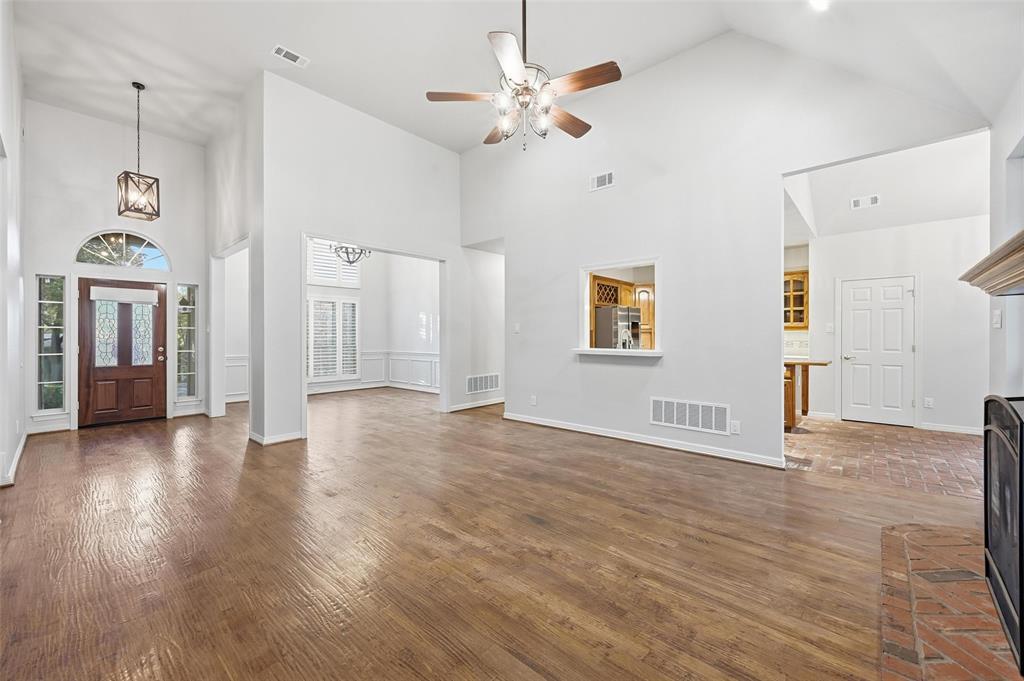 1541 Valley Creek Road