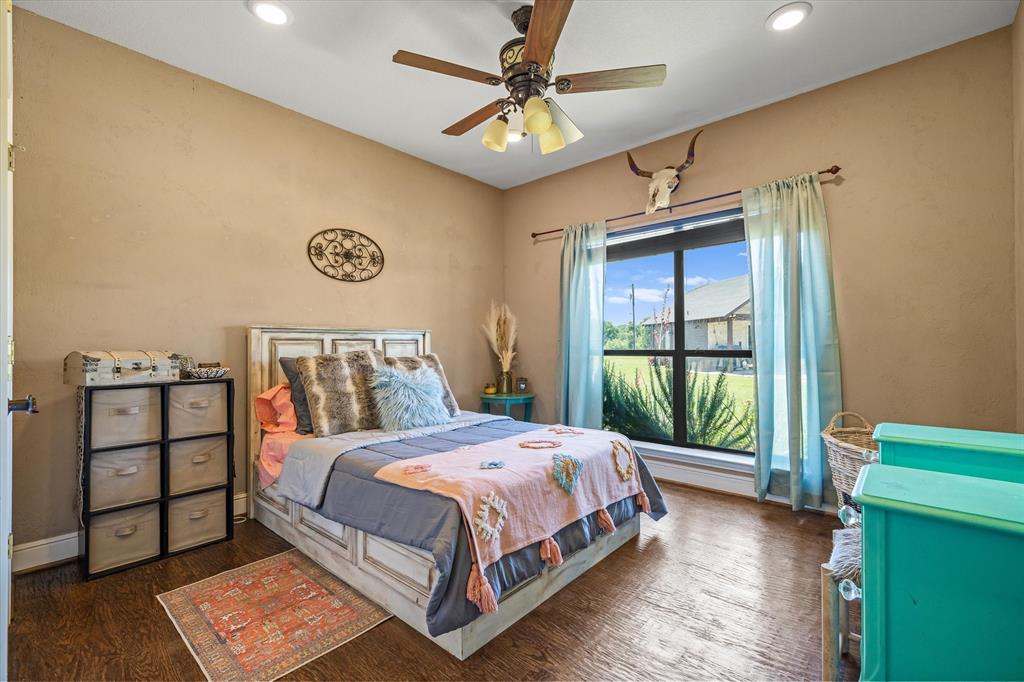 Edgewood, Texas, 75117, United States, 4 Bedrooms Bedrooms, ,3 BathroomsBathrooms,Residential,Active,2052124