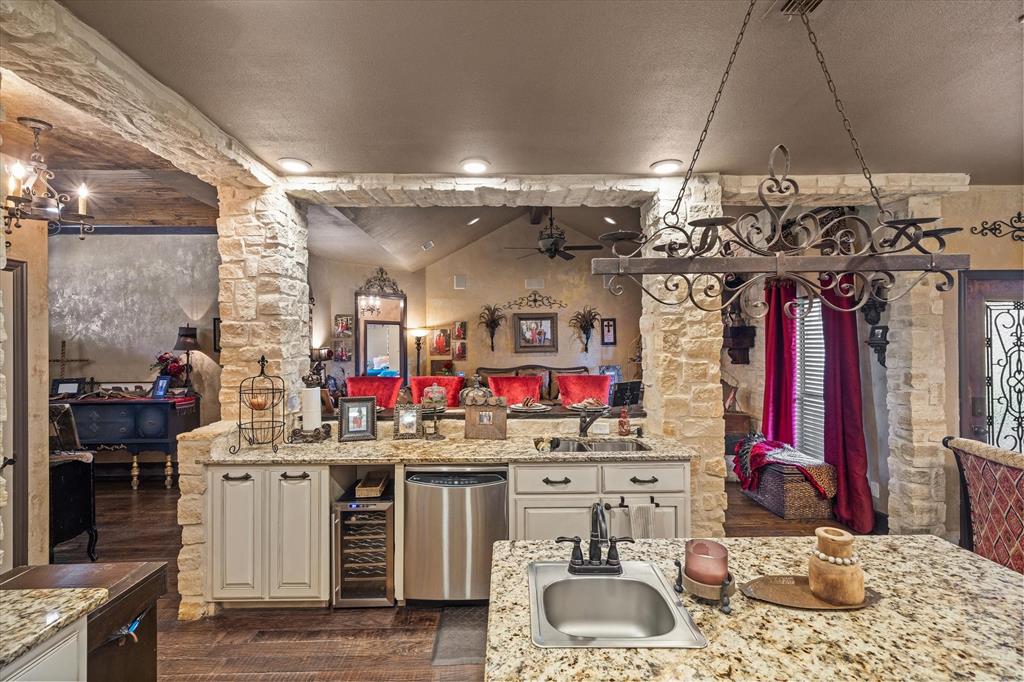 Edgewood, Texas, 75117, United States, 4 Bedrooms Bedrooms, ,3 BathroomsBathrooms,Residential,Active,2052124