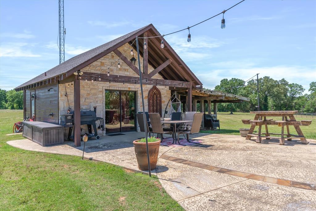 Edgewood, Texas, 75117, United States, 4 Bedrooms Bedrooms, ,3 BathroomsBathrooms,Residential,Active,2052124