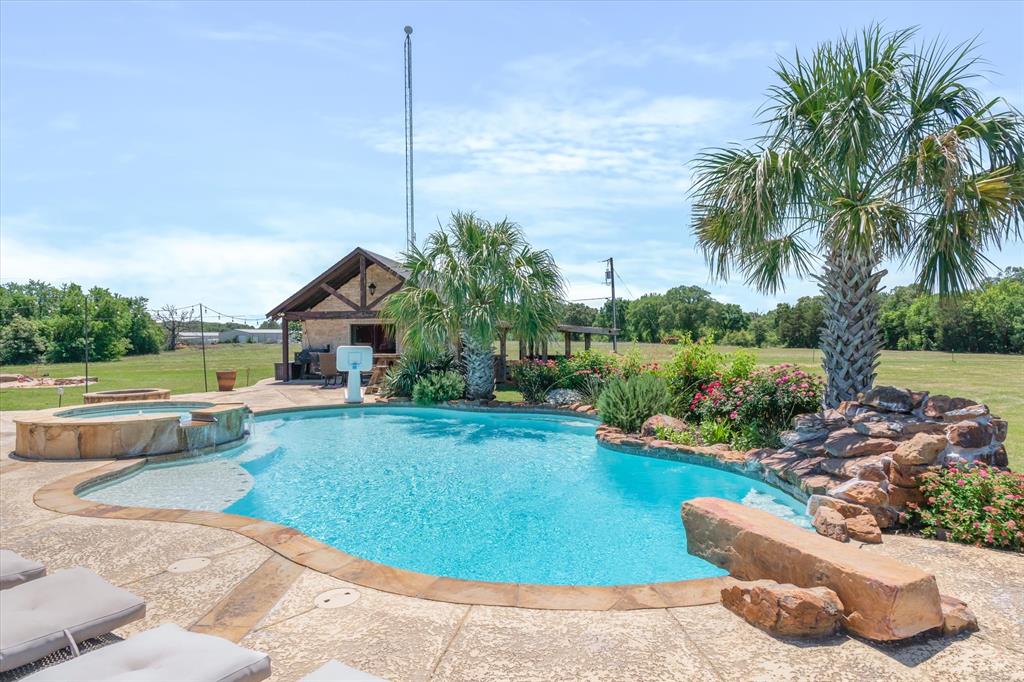Edgewood, Texas, 75117, United States, 4 Bedrooms Bedrooms, ,3 BathroomsBathrooms,Residential,Active,2052124