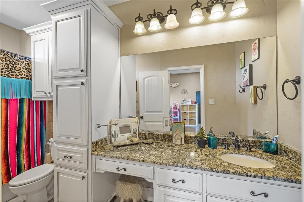 Edgewood, Texas, 75117, United States, 4 Bedrooms Bedrooms, ,3 BathroomsBathrooms,Residential,Active,2052124