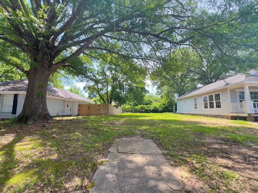 This property is a residential lot between 2631 and 2639 Lillian.  2631 is listed for sale and this lot could be purchased to increase the size of the yard and distance between neighbors.