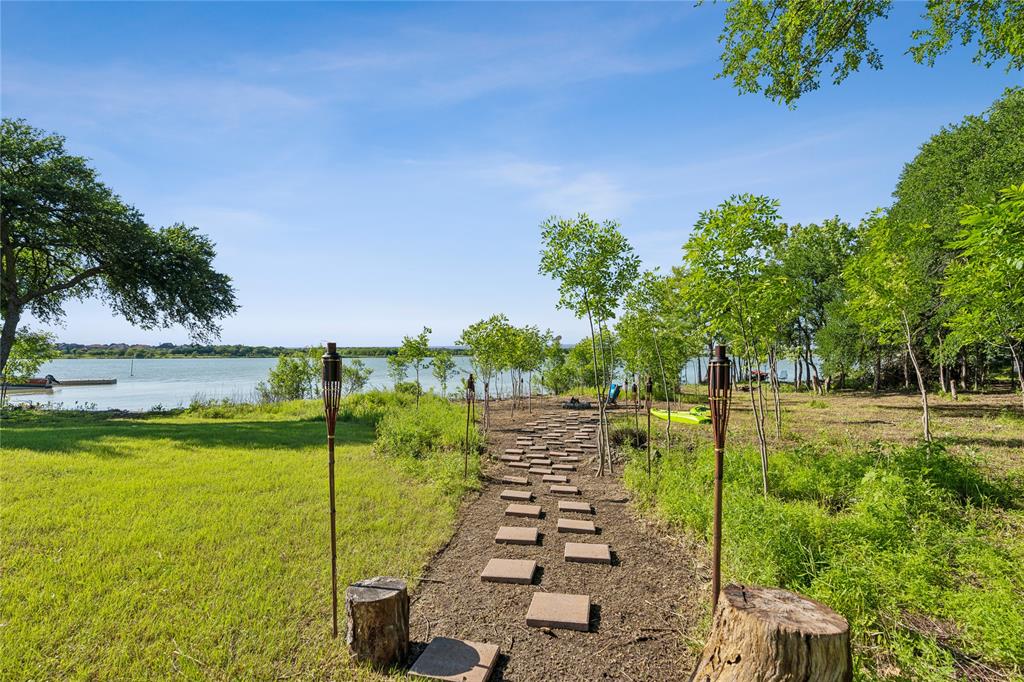 Garza Lake Estates - Residential