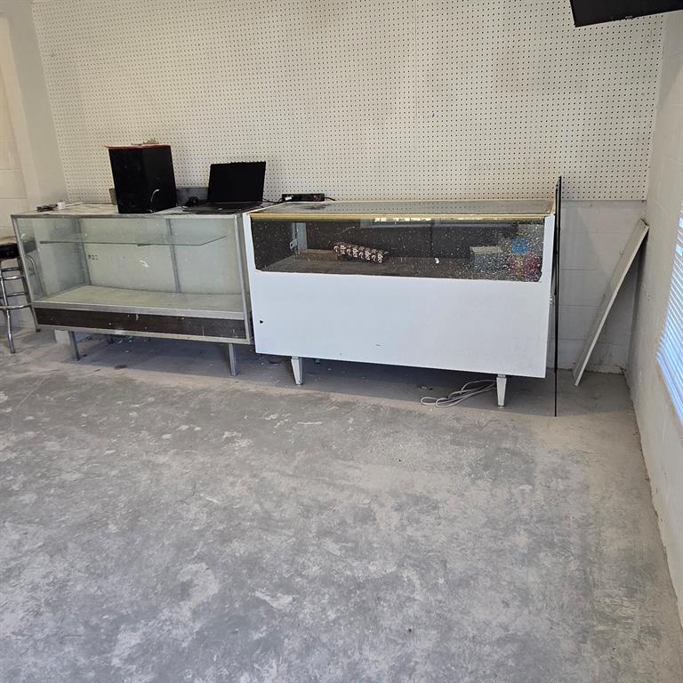 Lakeview Add - Commercial Sale