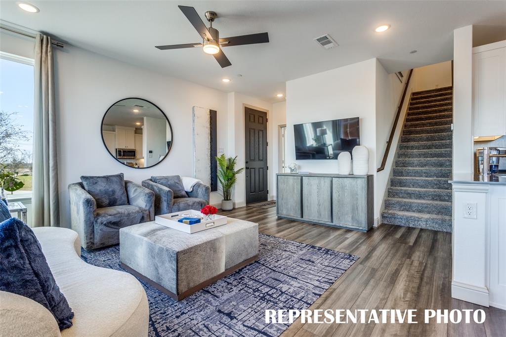 3729 Pierce Lane
