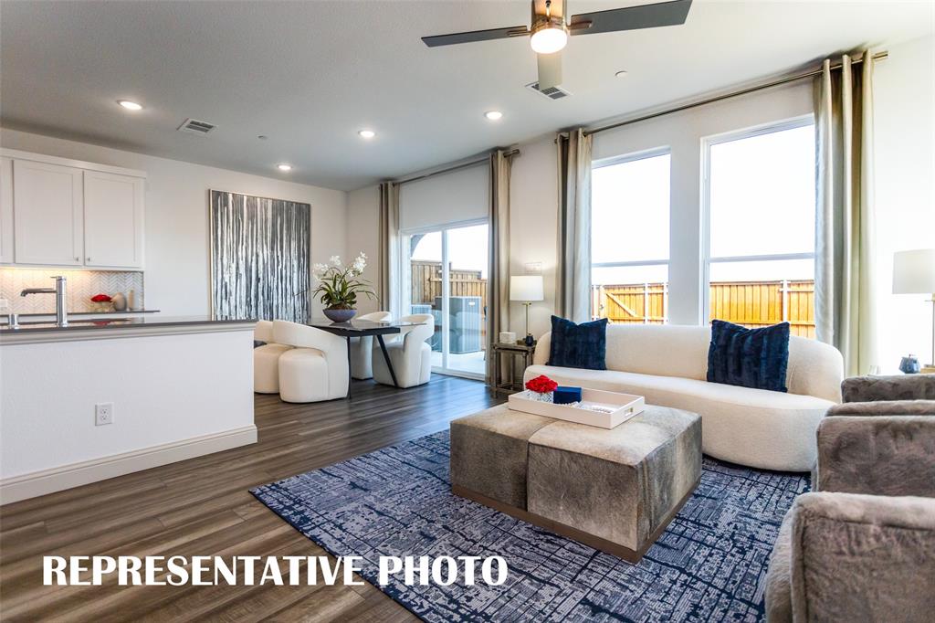 3729 Pierce Lane