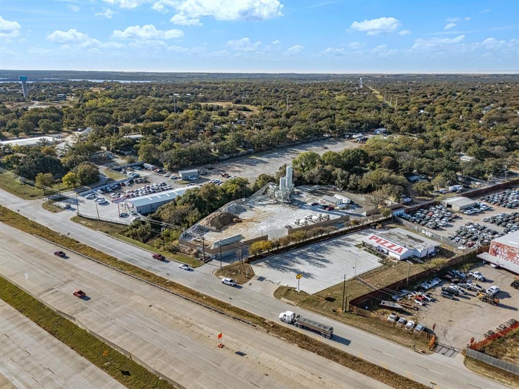 9805 Jacksboro Highway