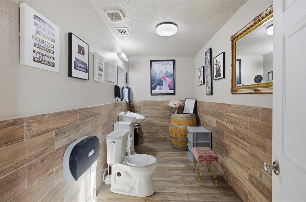 Porter Estates - Commercial Sale