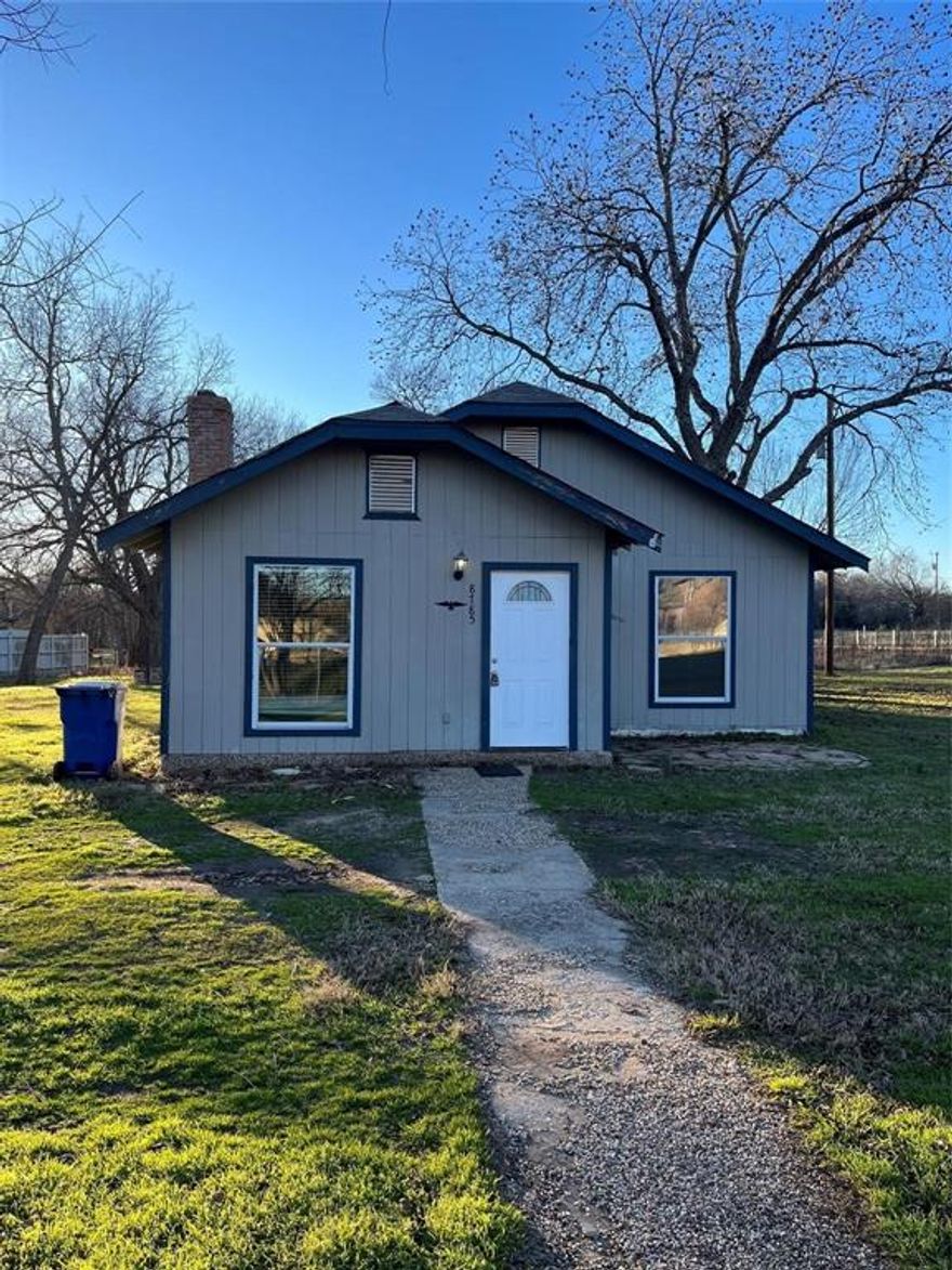Charming 3-bedroom, 2-bath home sitting on a spacious 1.86-acre lot in prime Keller. Located minutes from Southlake Town Square, top-rated Keller ISD schools, shopping centers (like Hidden Lakes), grocery stores (Kroger, Natural Grocers), and major hospitals. Easy access to DFW Airport and Smithfield Station.

Features include a cozy brick fireplace, electric oven, mature trees, and a peaceful creek in the backyard. Built in 1955, pet-friendly, and full of potential for expansion or outdoor living. A rare opportunity to own land and comfort in a highly desirable area.