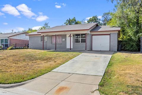 Tiny photo for 4812 Marshall Street, Forest Hill, TX 76119 (MLS # 21100655)