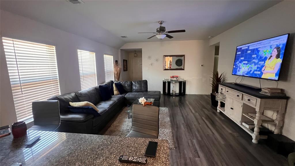 4024 Villawood Trail