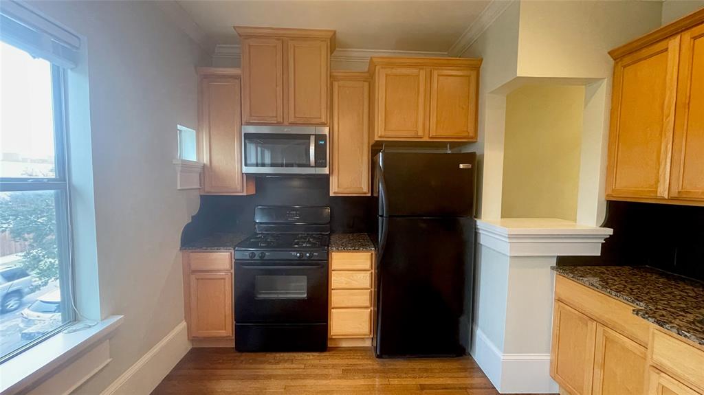 LEVINGSTON PLACE - Residential Lease