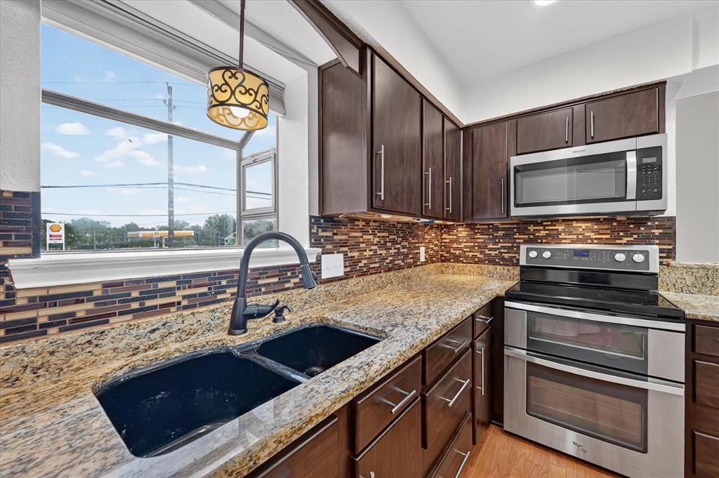 15 Dewberry Court