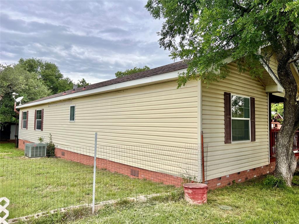 3940 Lake Shore Drive