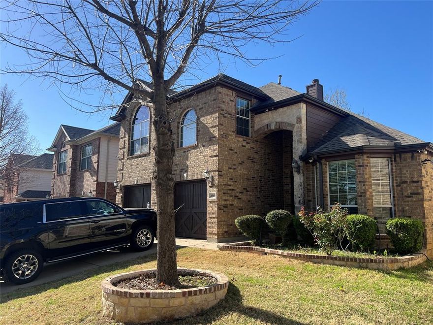 Well maintained single family home located in Heritage community and Keller ISD. This property has 5-bedroom, 3-bath home features a large primary suite on the main level with bay windows and separate shower. A second bedroom and full bath downstairs offer a perfect setup for guests or a home office. It has high ceilings and built with open concept. it has wood and luxury vinyl flooring, formal dining, flex space, and elegant trim work. The kitchen has granite countertops, stainless steel appliances, good maintained backyard with wood fence. Upstairs offers 3 bedrooms, full bath, and a large game room or second living area. Move-in ready house