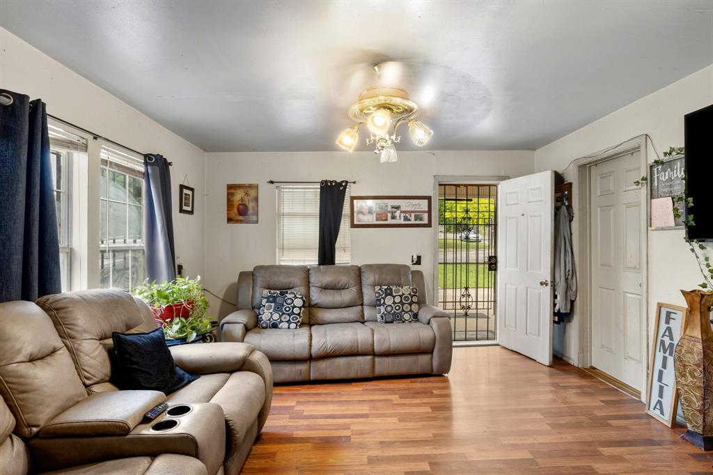 Broadmoor - Residential