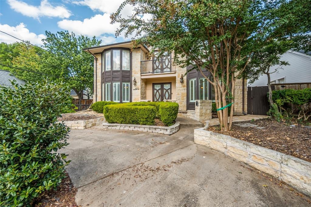 6810 Airline Road